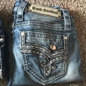 Rock revival cut capris. Size 25